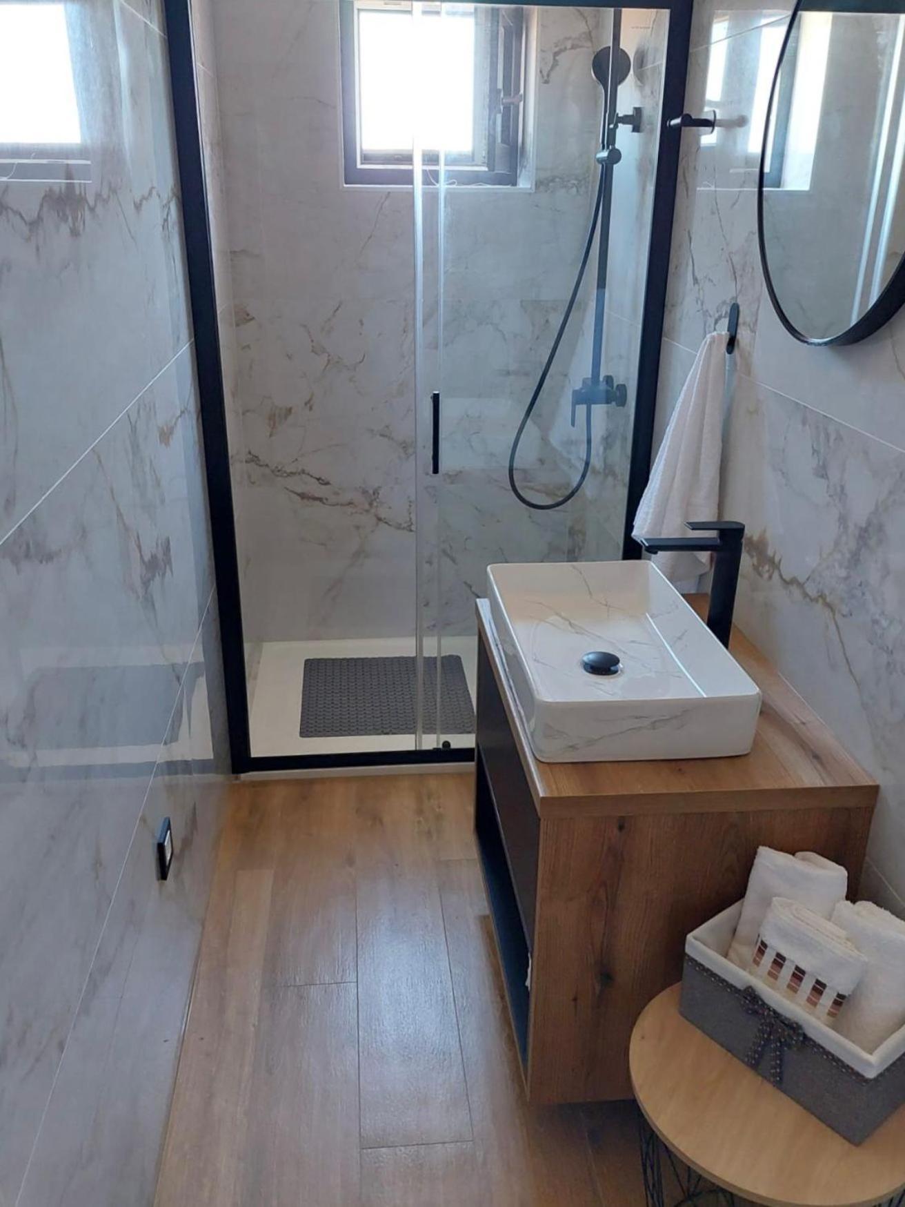 Apartmani Karla Paklenica Starigrad Paklenica Dış mekan fotoğraf