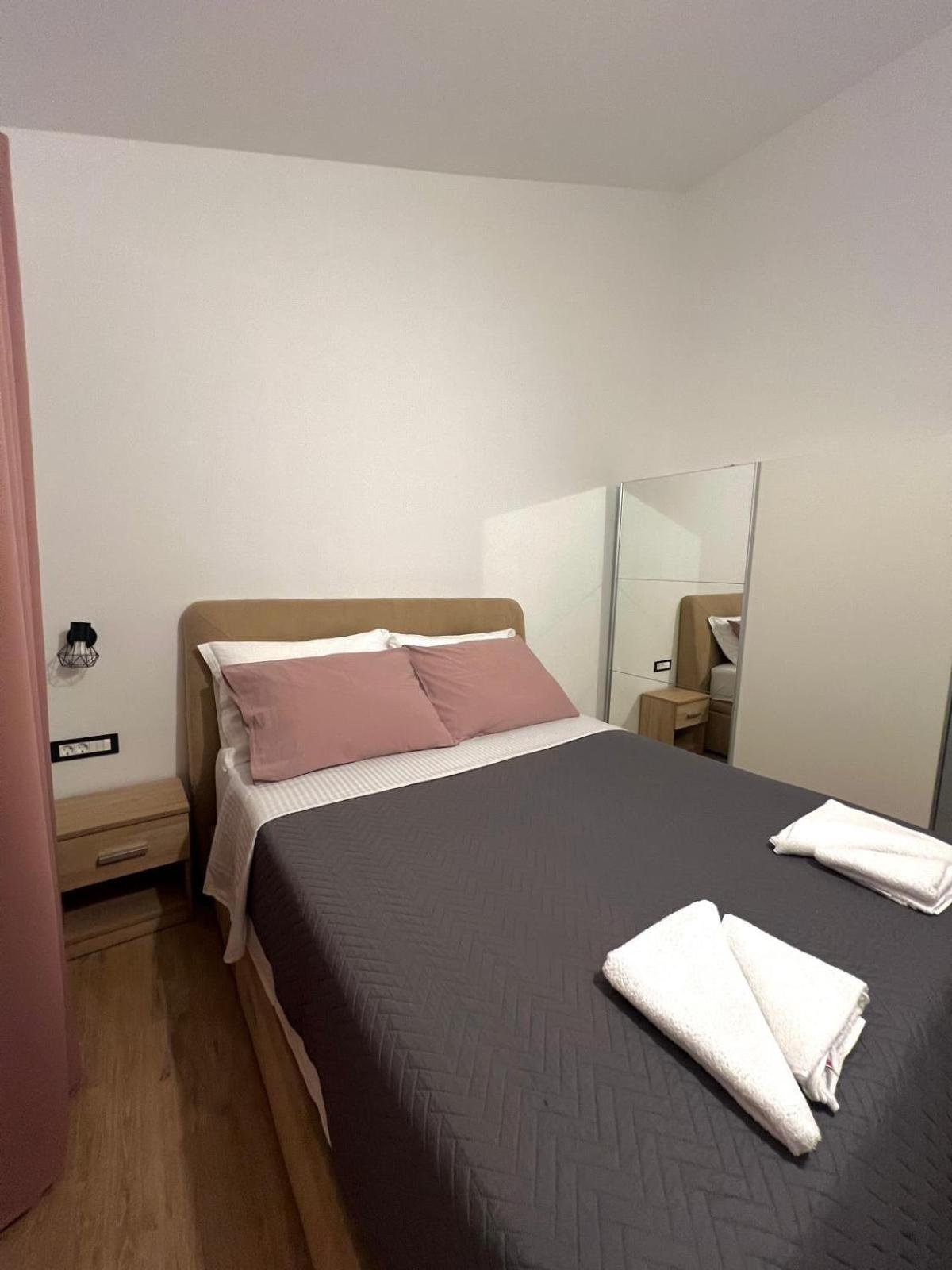 Apartmani Karla Paklenica Starigrad Paklenica Dış mekan fotoğraf
