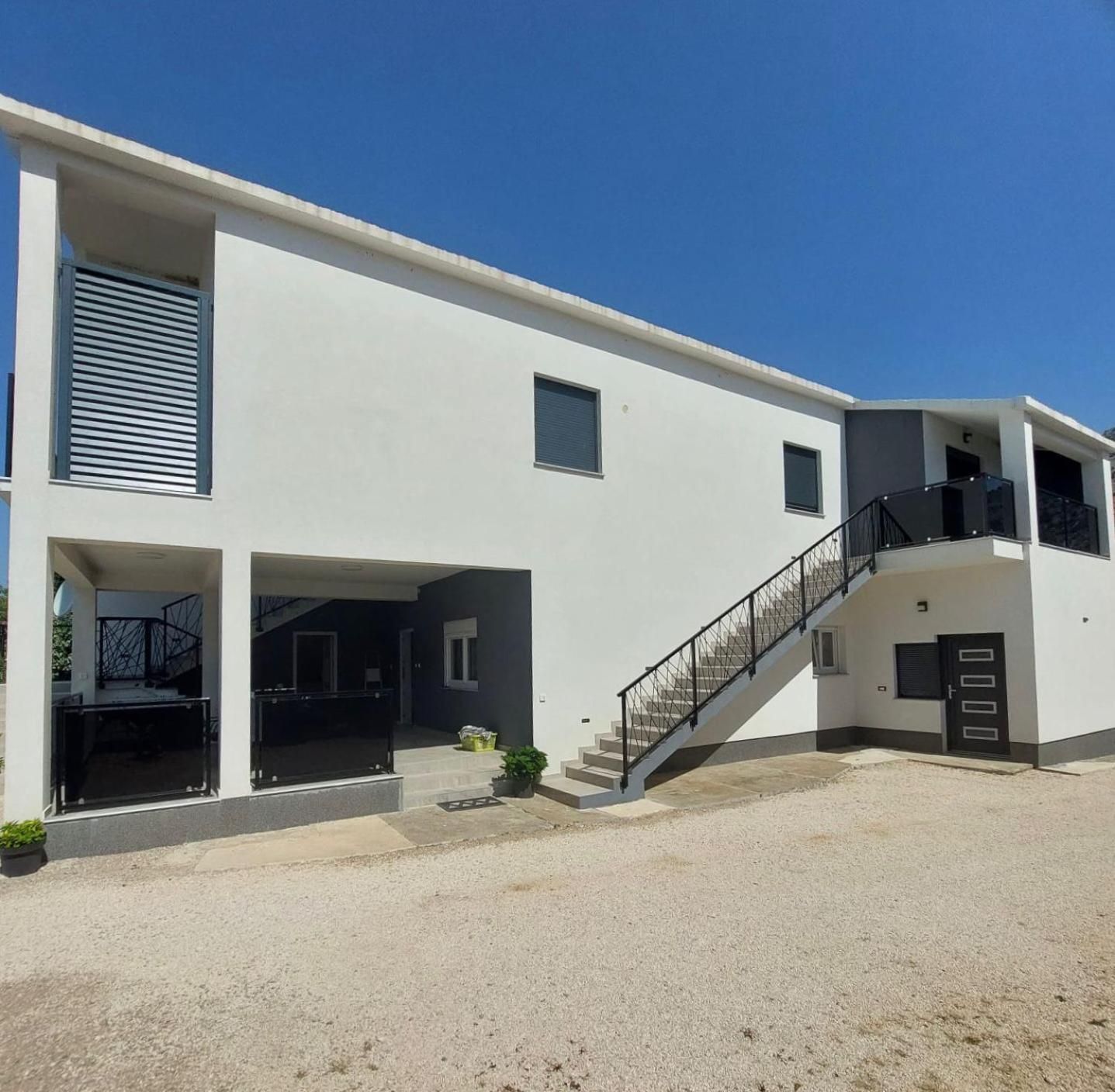 Apartmani Karla Paklenica Starigrad Paklenica Dış mekan fotoğraf